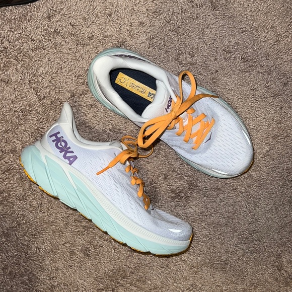 Hoka Shoes - Women’s Hoka Clifton 8